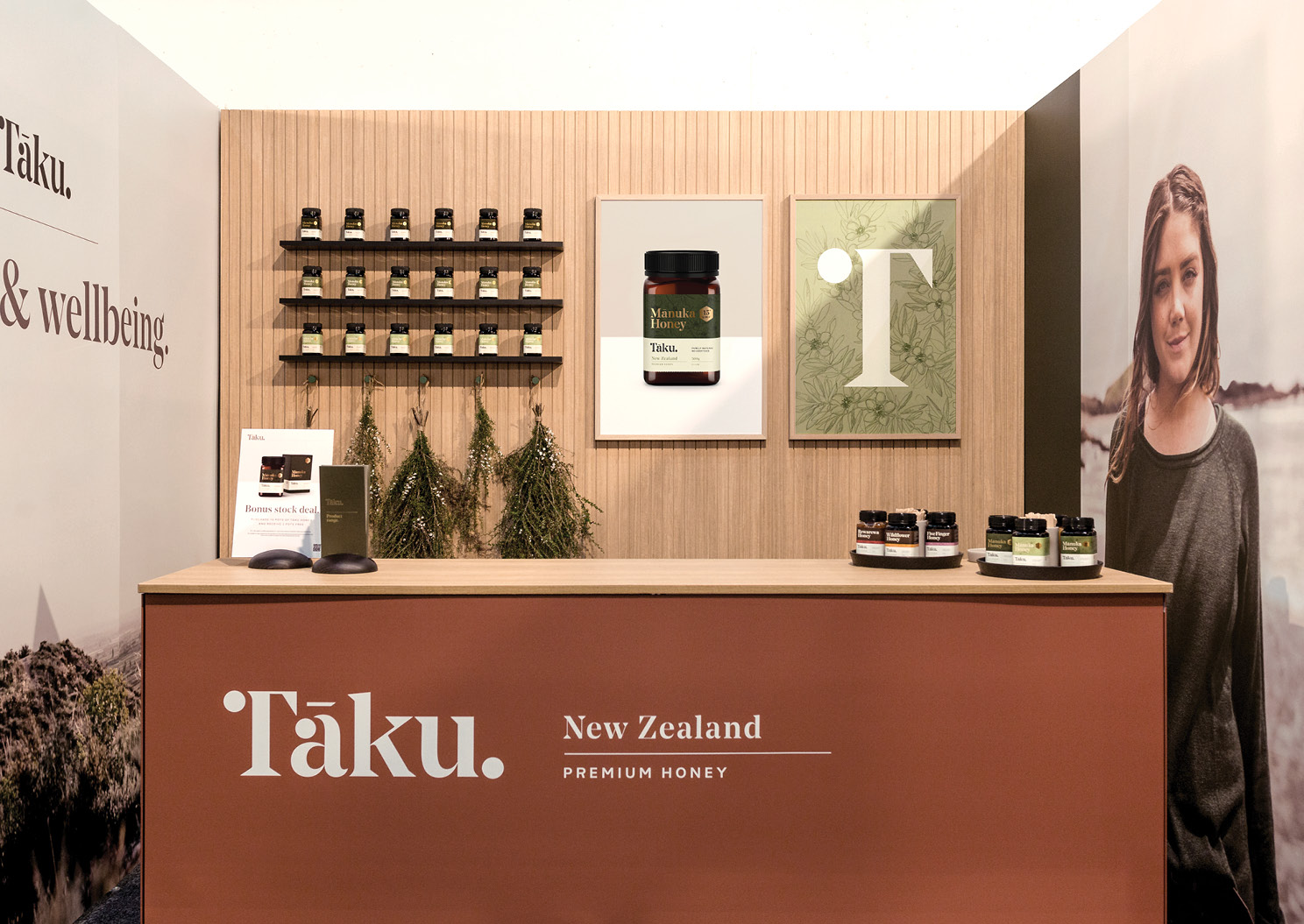 Taku trade stand